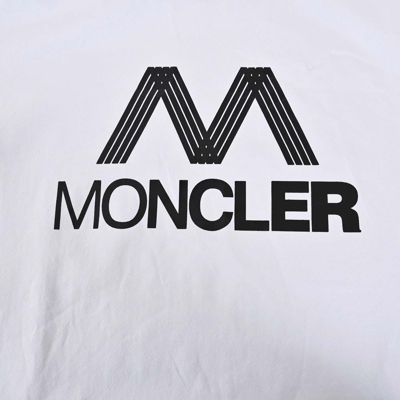 MONCLER Tシャツビックロゴ
