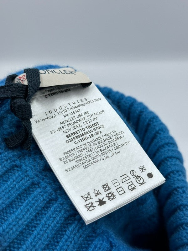 MONCLER ニットキャップ  3B00018 04S01 ブルー