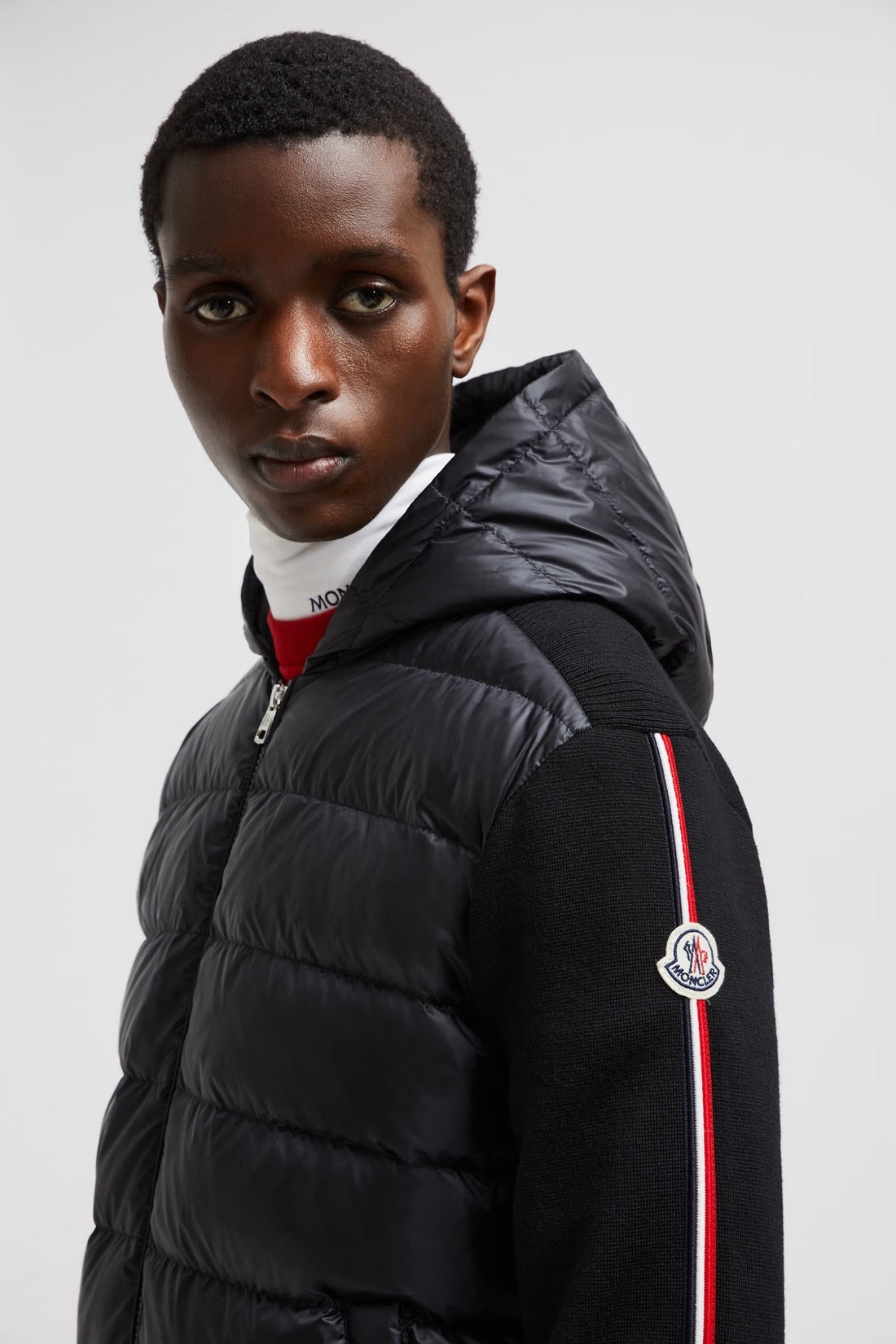 MONCLER ニットダウン  J20919B00022M1131999 ブラック