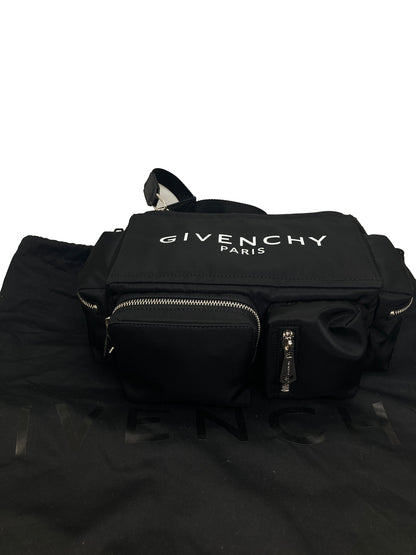 GIVENCHY バムバッグ